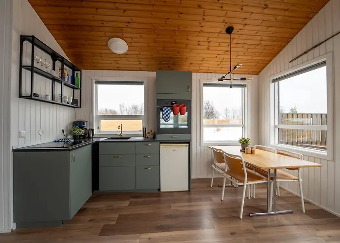 Smaratun Cottages & Chalets